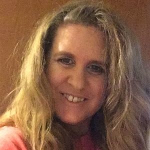 Meet your Posher, Suzanne